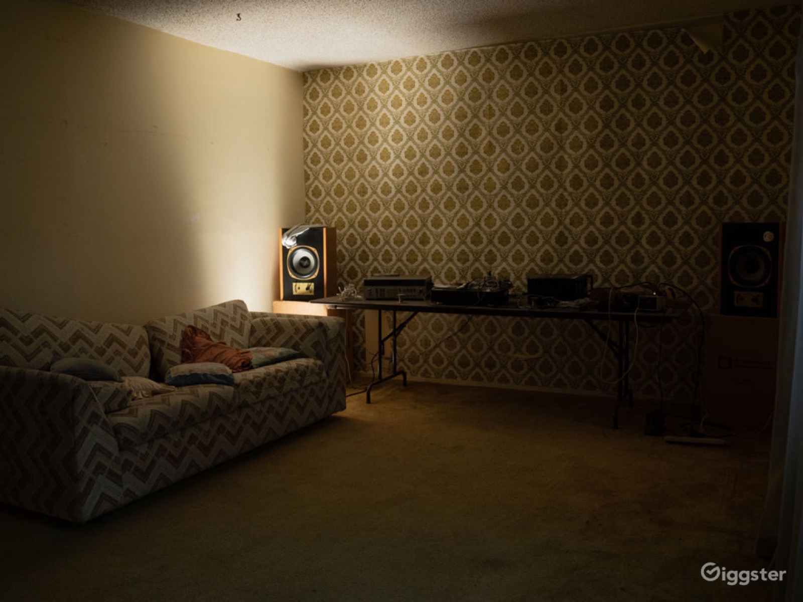 Abandoned Vintage Apartment (1970s) cover