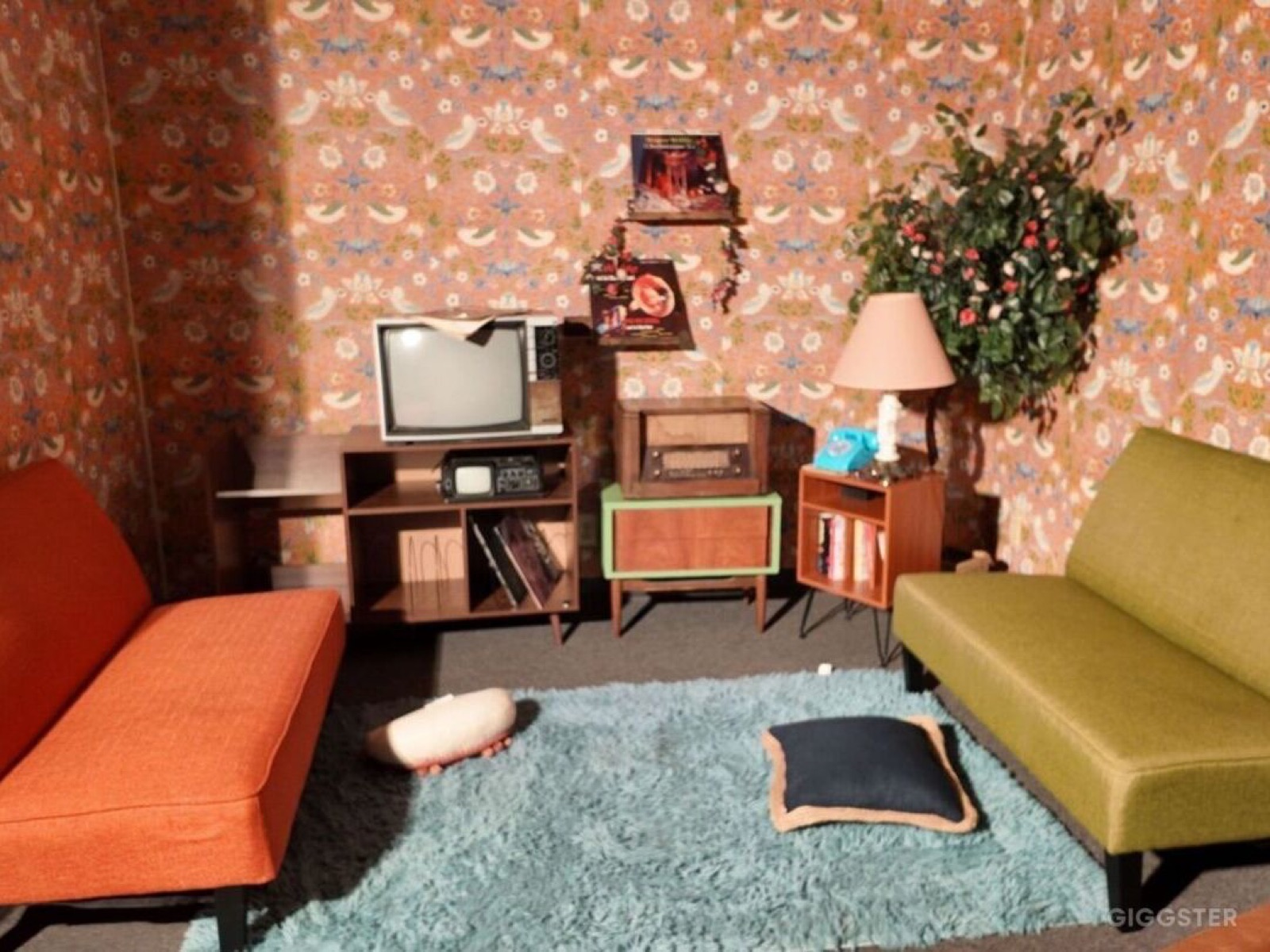 Midtown Vintage Atlanta Retro Parlor cover